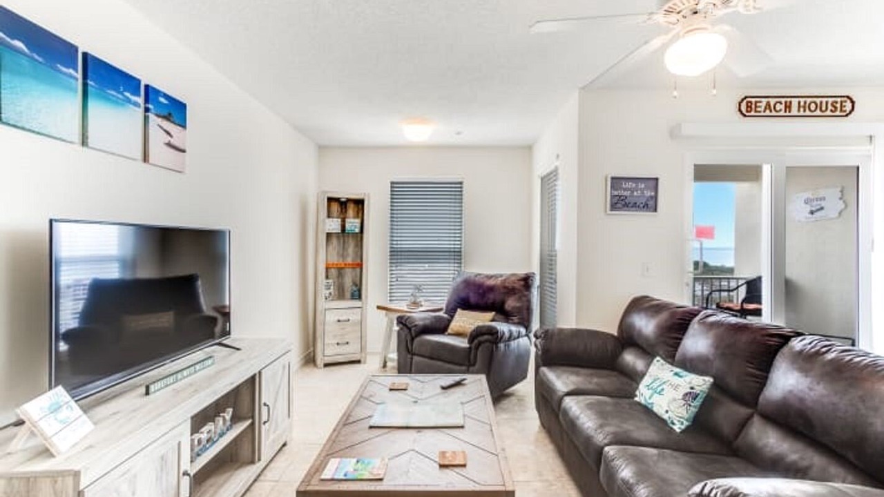 Photo of Livingroom in Navarre Beach