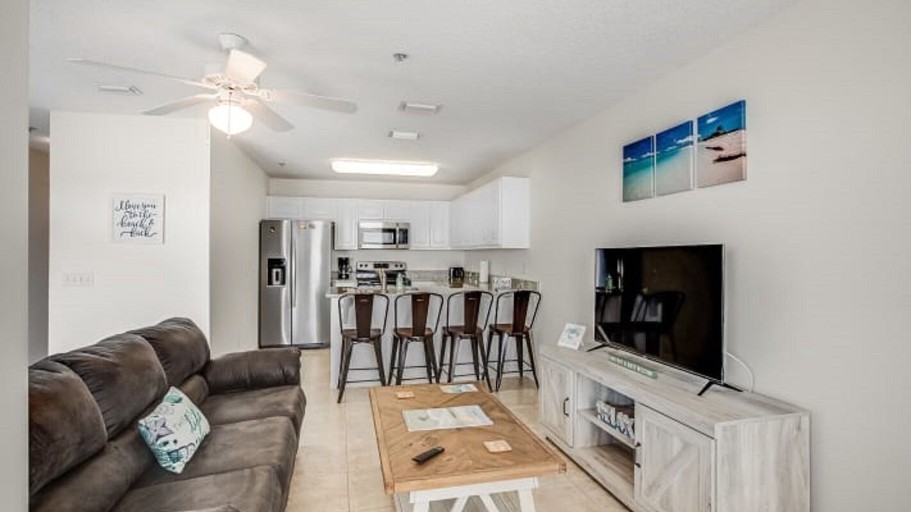 Photo of Livingroom in Navarre Beach