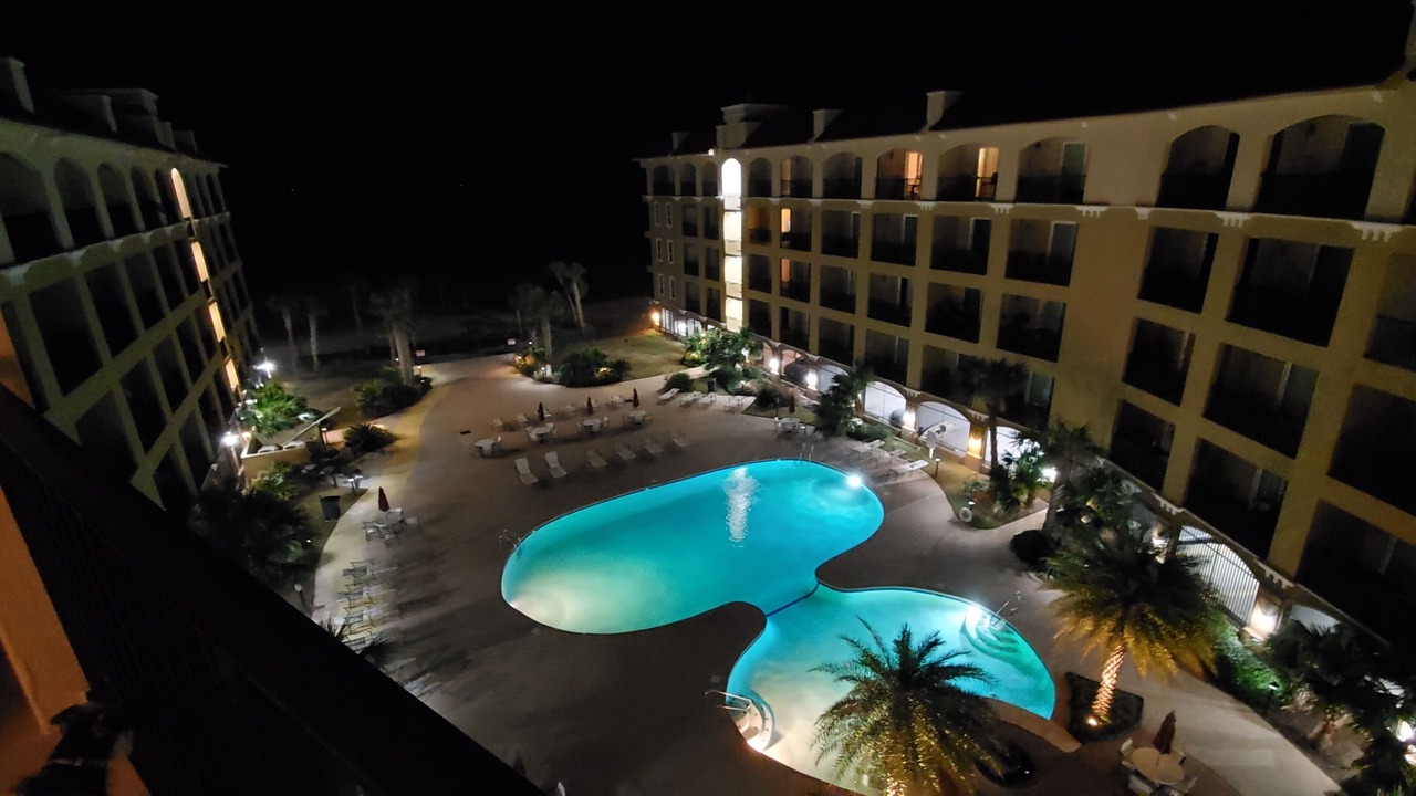 Photo of Patio Balcony in Henderson Point