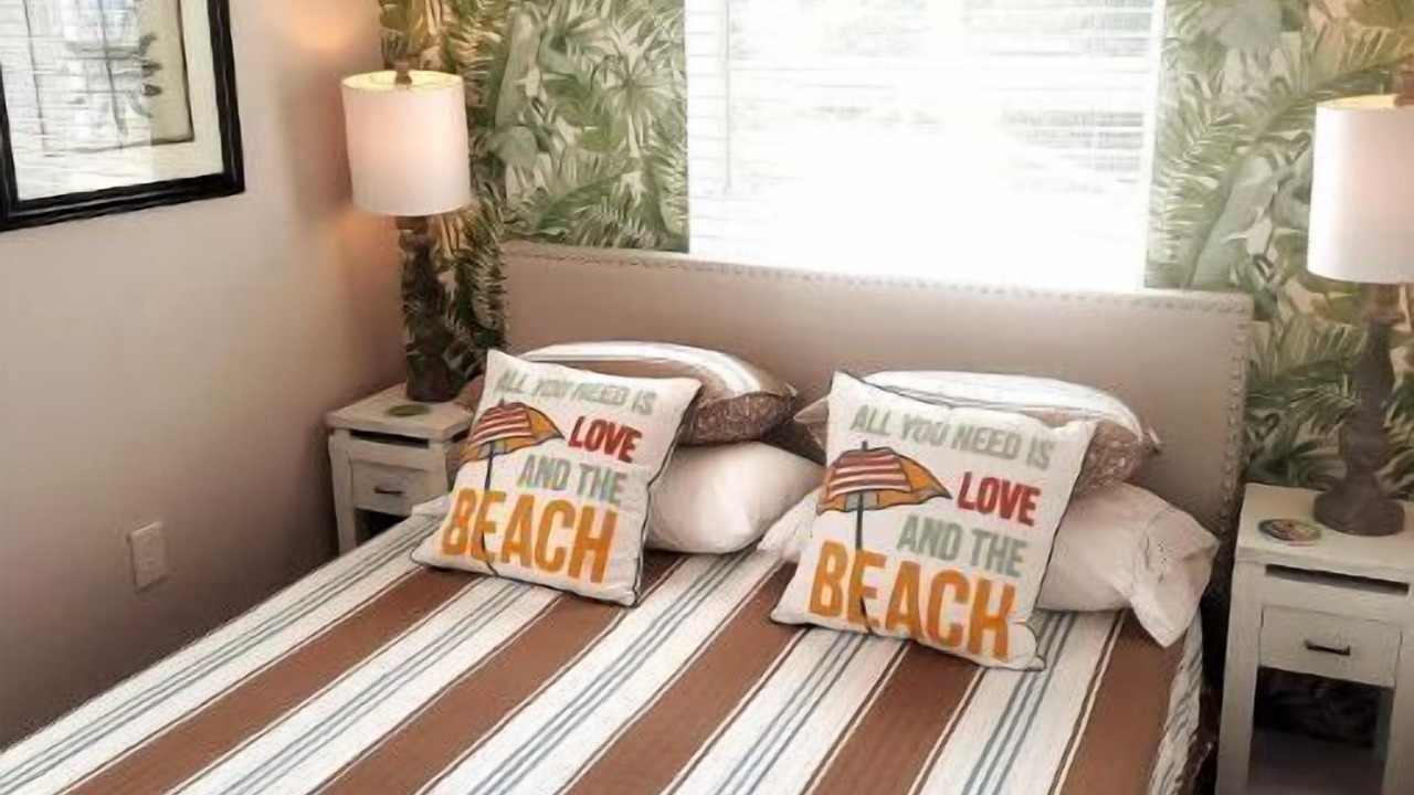 Photo of Bedroom in Lanark Village