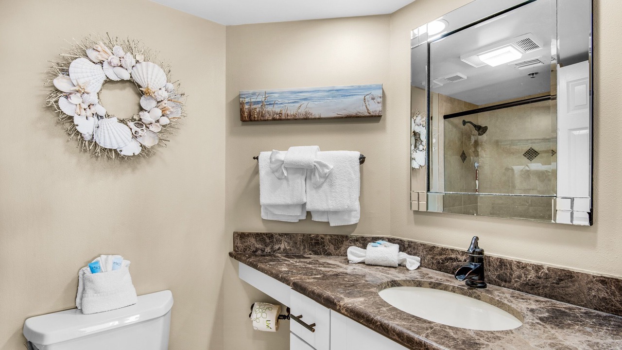 Photo of Bathroom in Holiday Isle