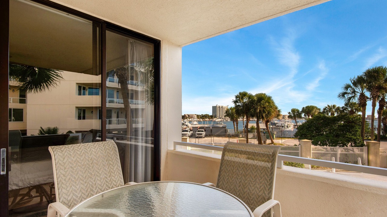 Photo of Patio Balcony in Holiday Isle