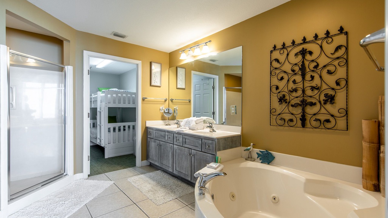 Photo of Bathroom in Thomas Drive