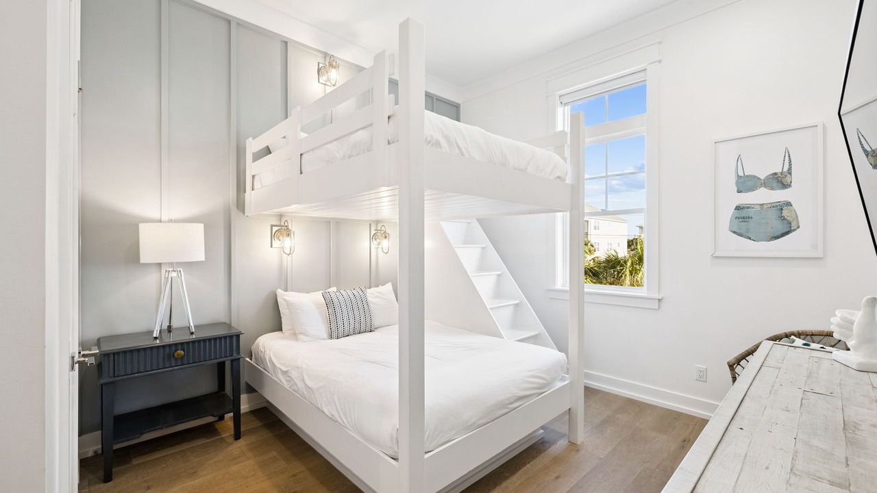 Photo of Bedroom in Kiska Beach