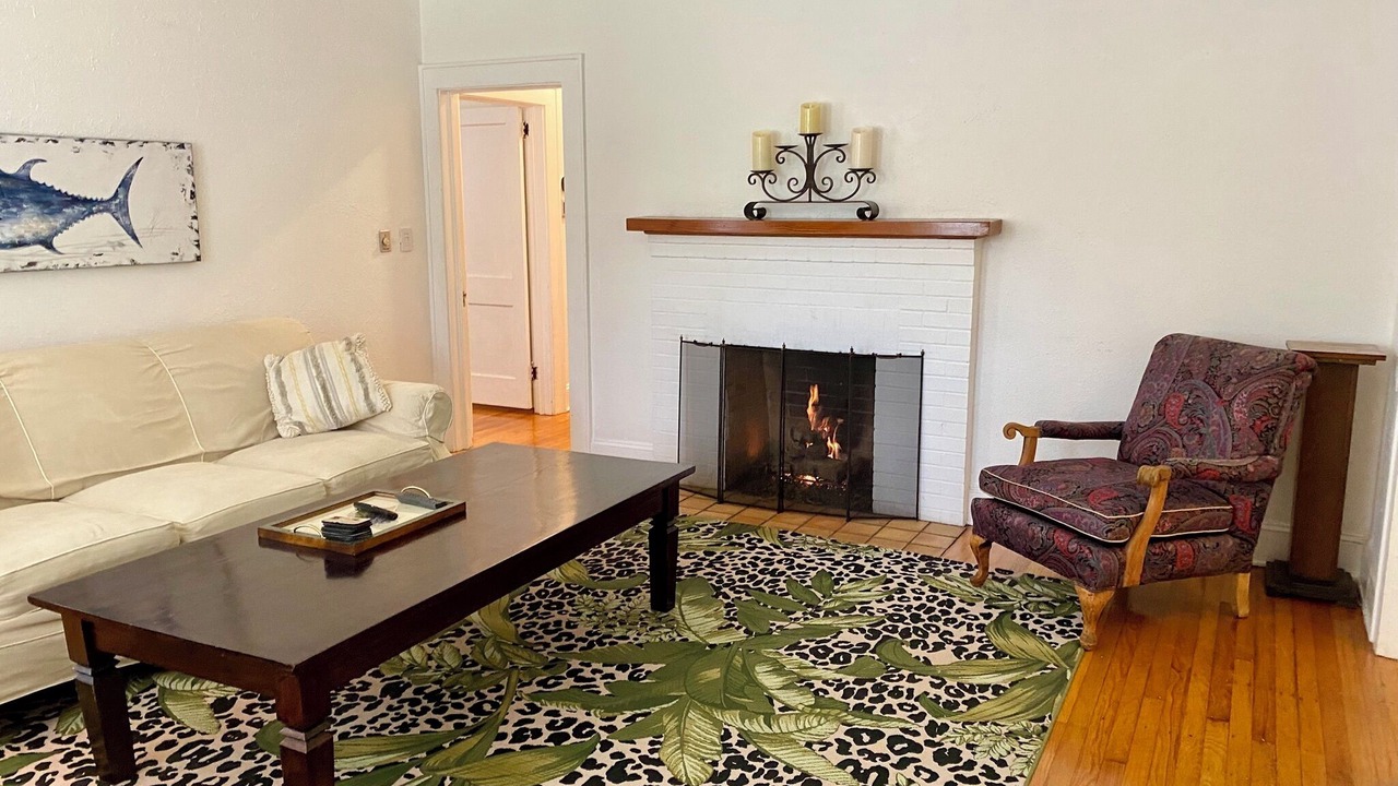 Photo of Livingroom in Old Town