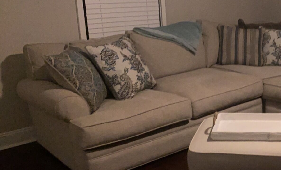 Photo of Livingroom in Lynn Haven