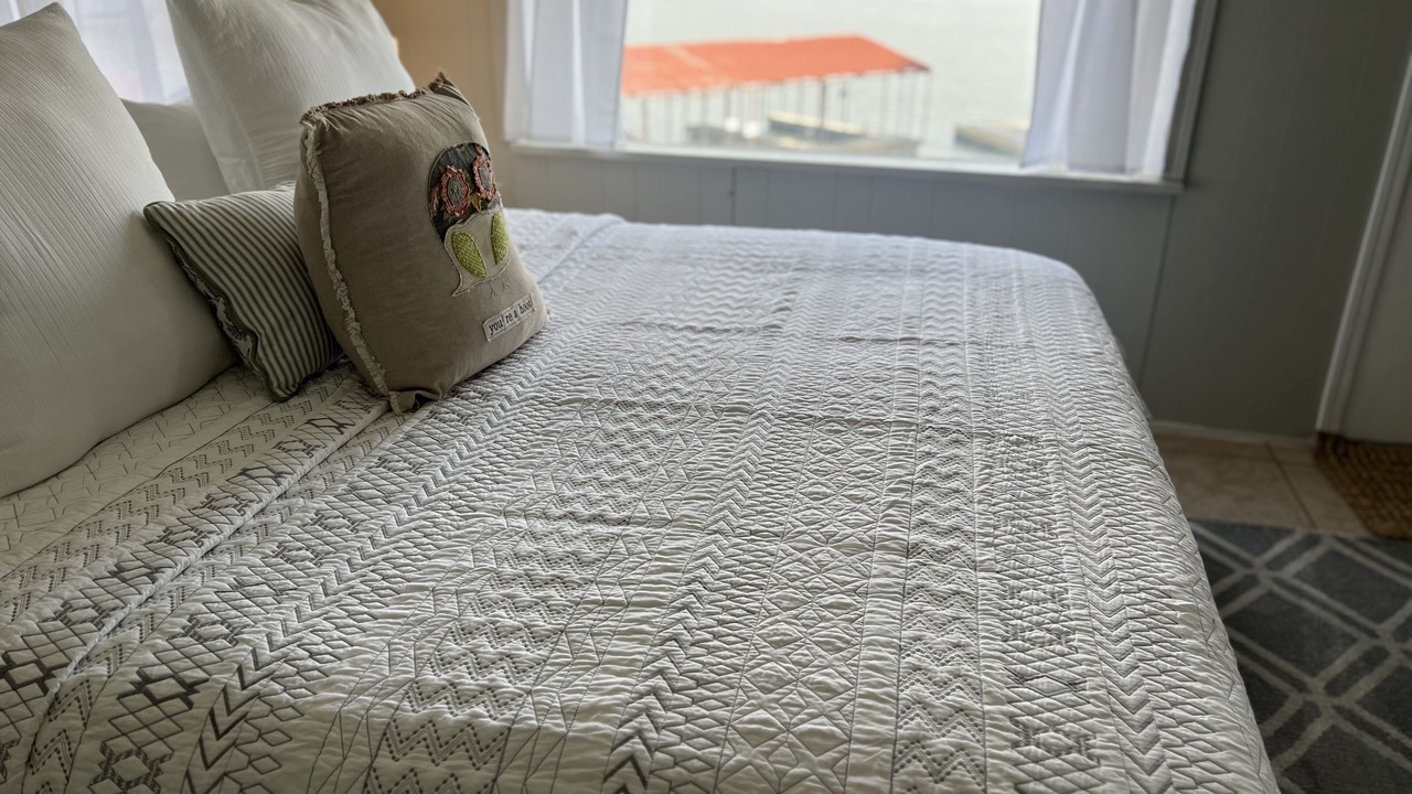 Photo of Bedroom in Hot Springs
