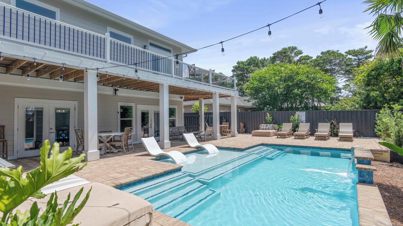 Photo of Outdoor in Gulfview Heights