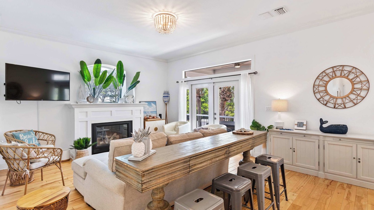 Photo of Livingroom in Gulfview Heights
