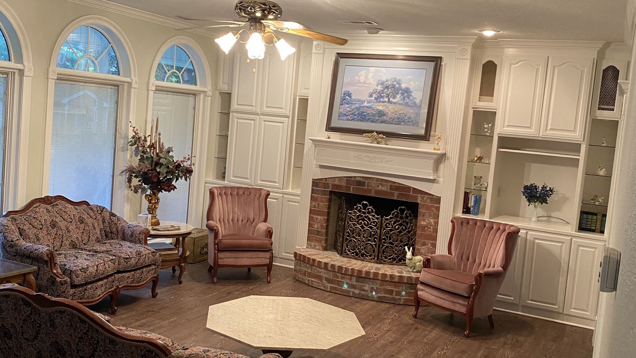 Photo of Livingroom in Beaumont