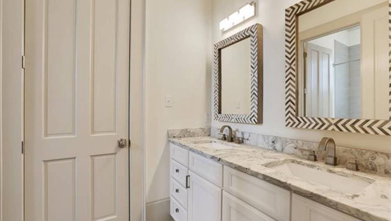 Photo of Bathroom in West Riverside