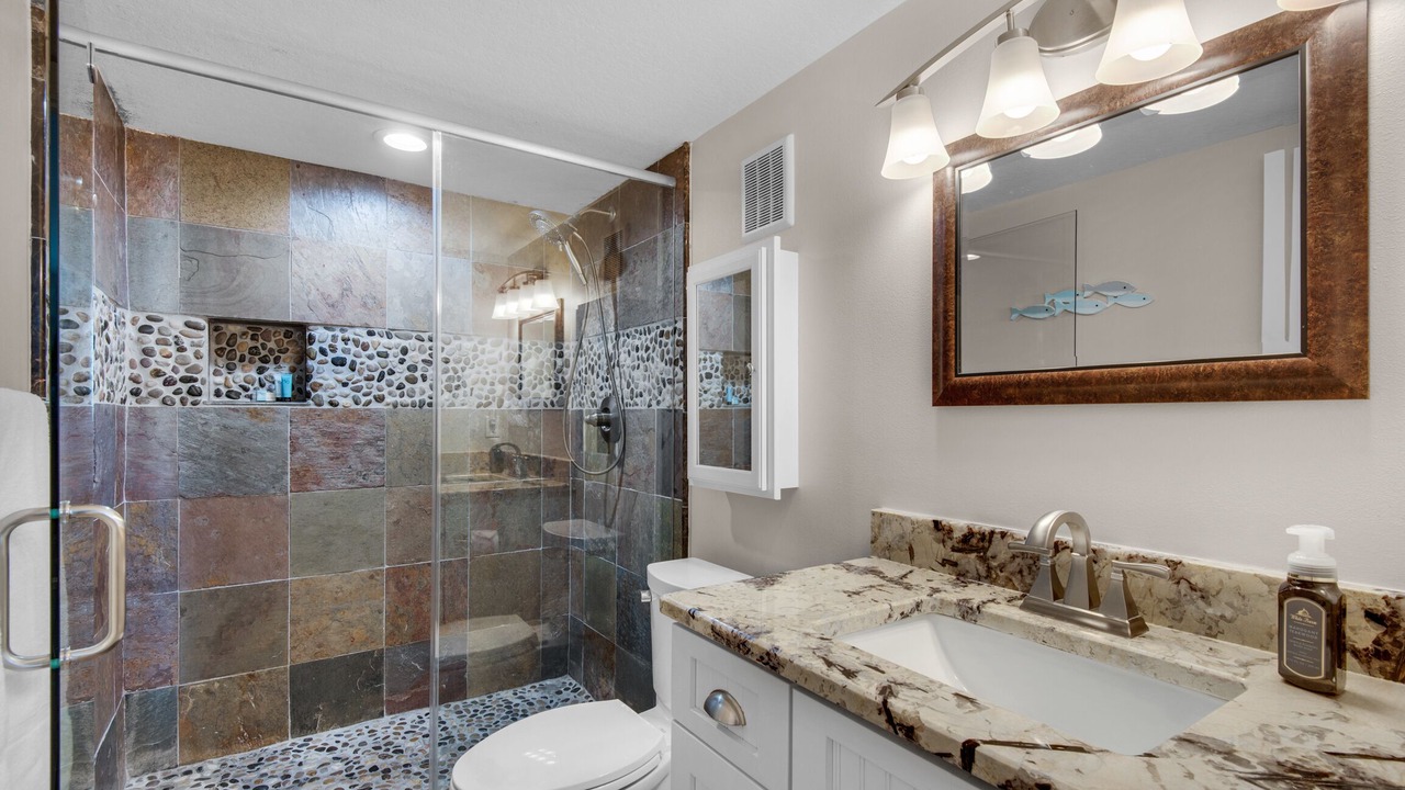 Photo of Bathroom in Holiday Isle