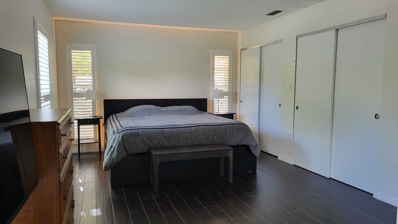 Photo of Bedroom in Riverview Estates