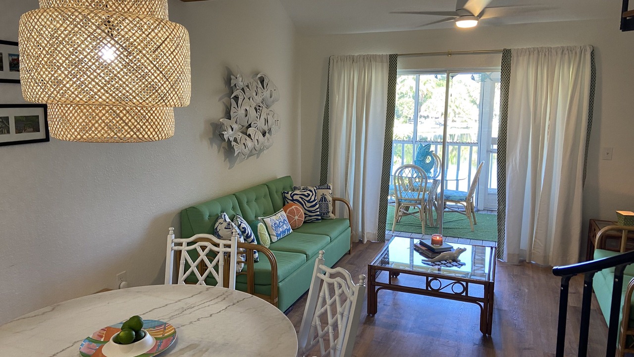 Photo of Livingroom in Placida