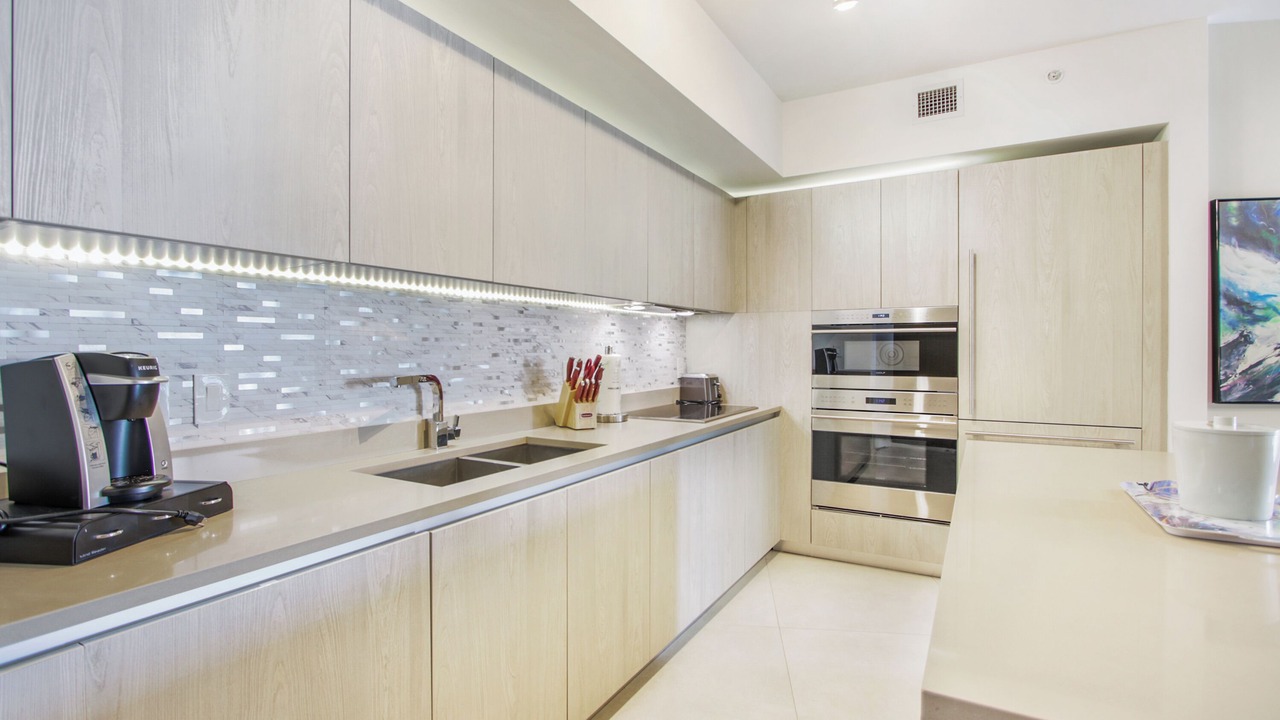 Photo of Kitchen in Hollywood South Central Beach