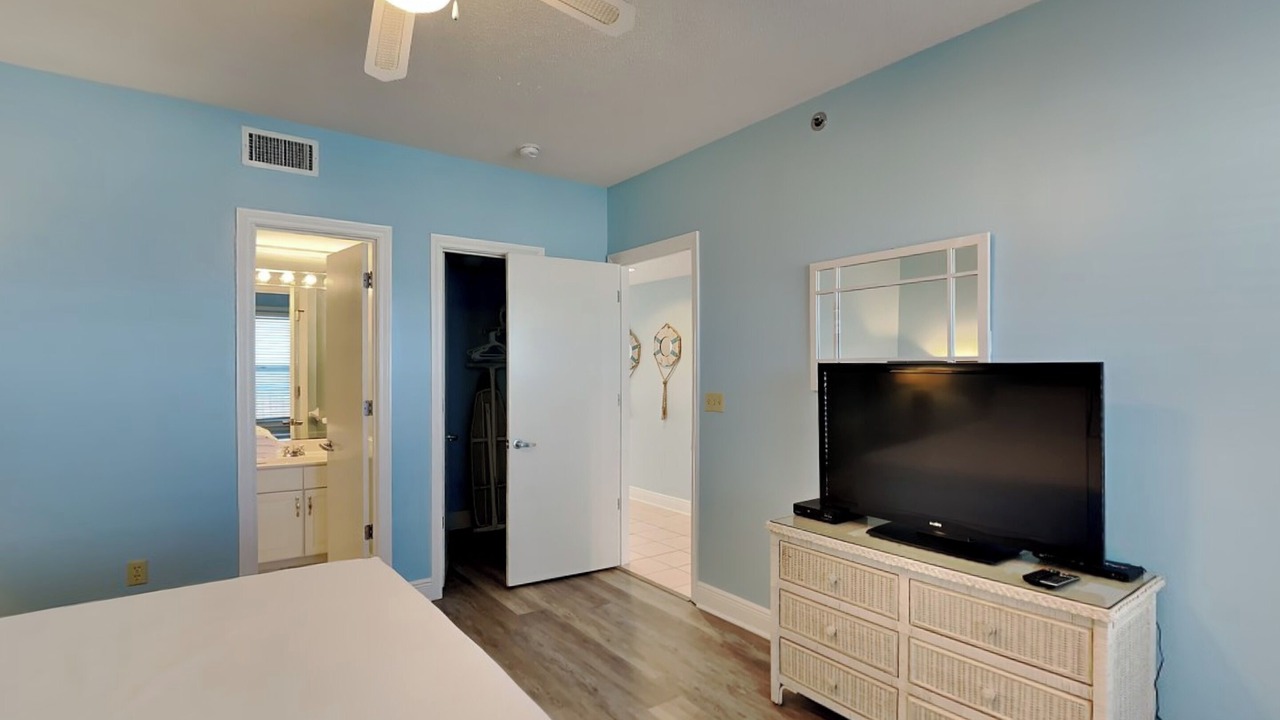Photo of Bathroom in Navarre Beach