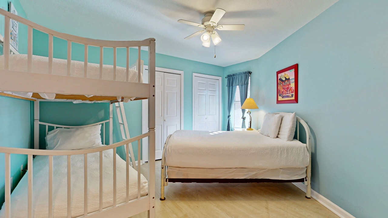 Photo of Bedroom in Miramar Beach