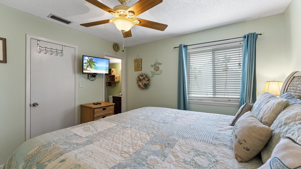 Photo of Bedroom in Destin