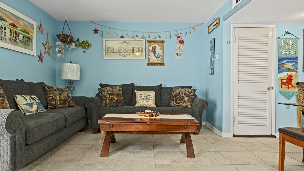 Photo of Livingroom in Destin