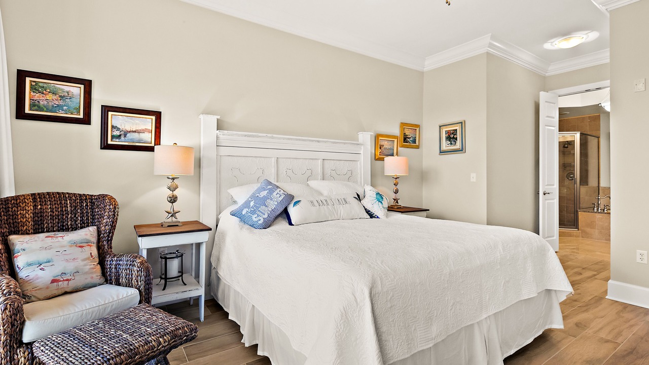 Photo of Bedroom in Santa Rosa Beach