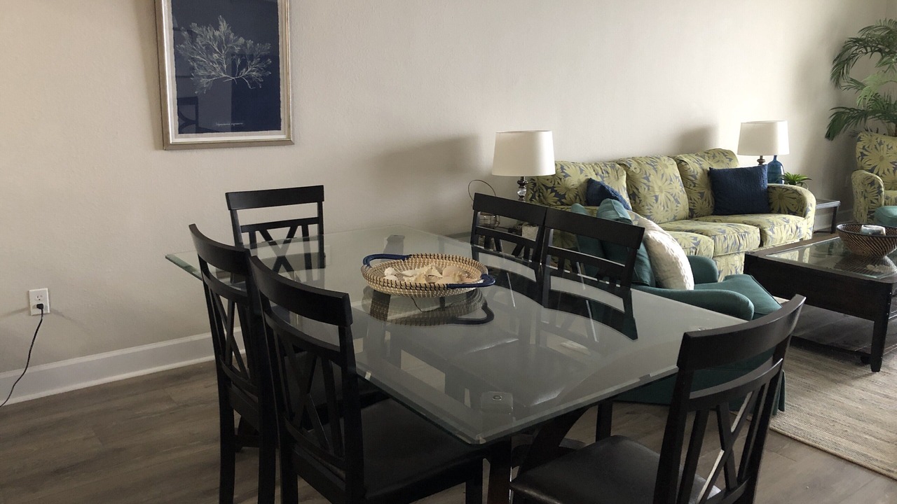 Photo of Livingroom in Ono Island