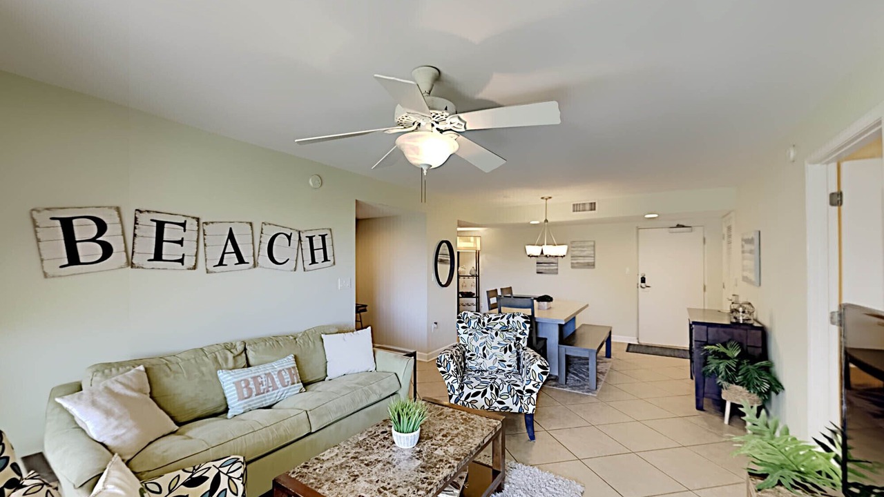 Photo of Livingroom in Pensacola Beach