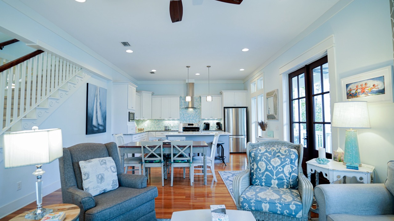 Photo of Livingroom in Lakeside at Blue Mountain Beach