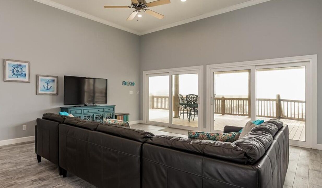 Photo of Livingroom in Dauphin Island