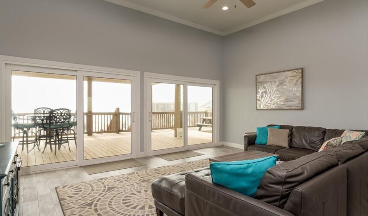 Photo of Livingroom in Dauphin Island