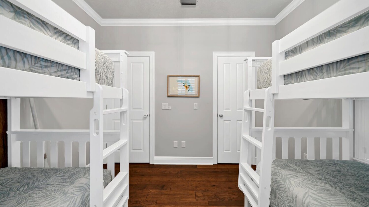Photo of Bedroom in Sugarwood Beach