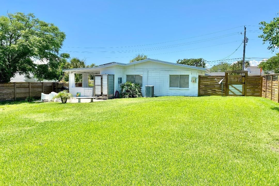 Photo of Outdoor in Laguna Beach Estates