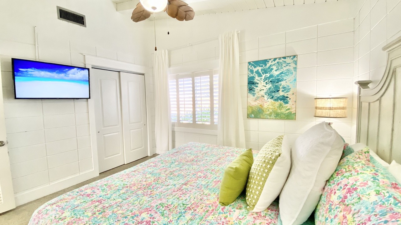 Photo of Bedroom in Laguna Beach Estates