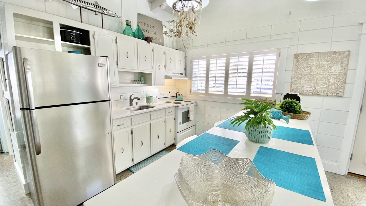 Photo of Kitchen in Laguna Beach Estates