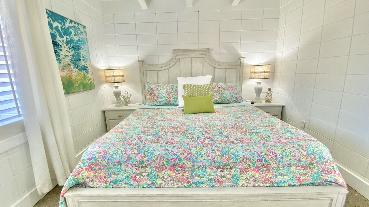 Photo of Bedroom in Laguna Beach Estates