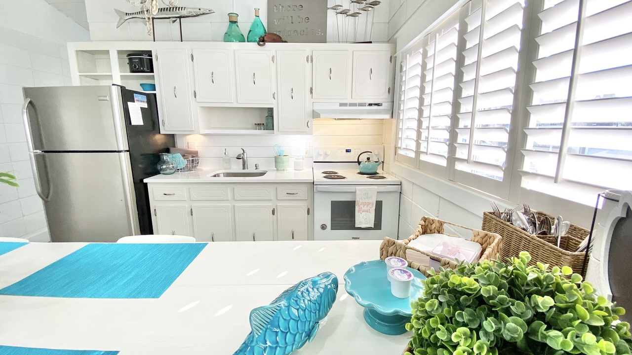 Photo of Kitchen in Laguna Beach Estates