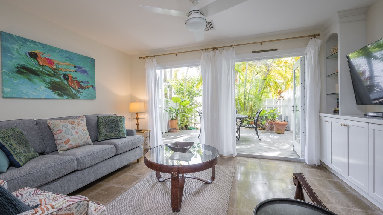 Photo of Livingroom in Bahama Village