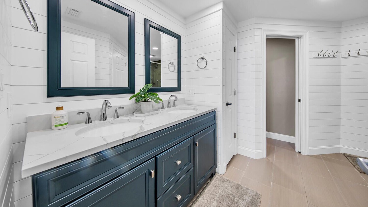 Photo of Bathroom in Thomas Drive