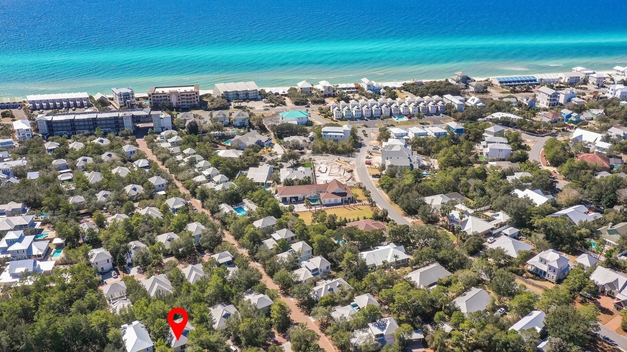 Photo of Outdoor in White's Gulfview