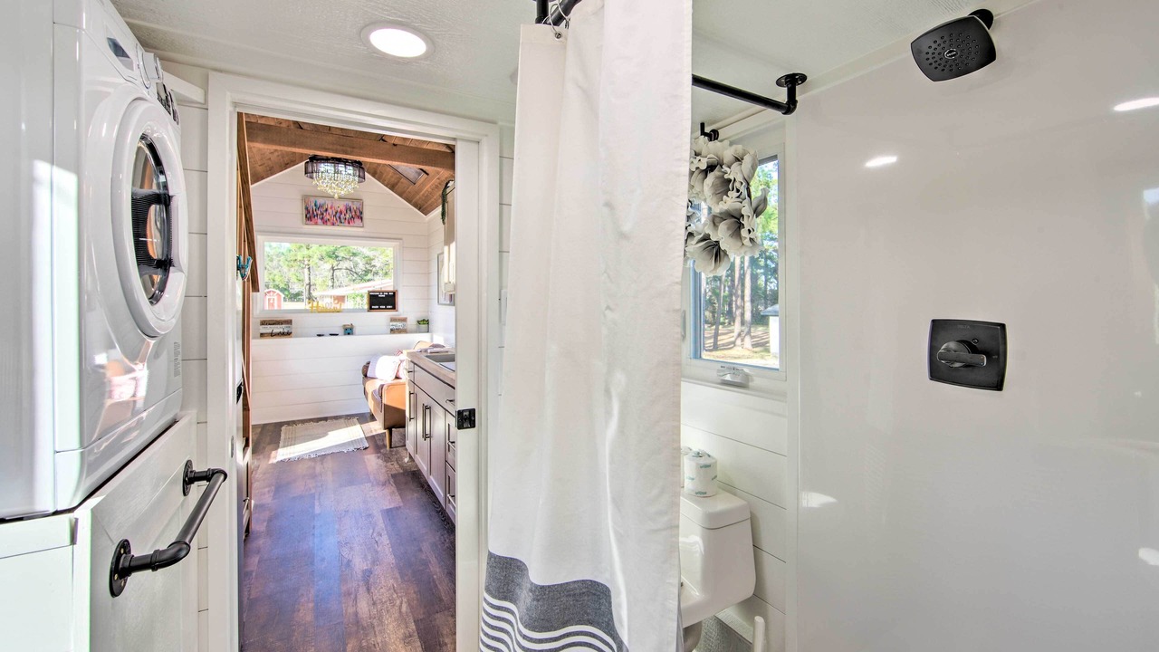 Photo of Bathroom in Lone Star