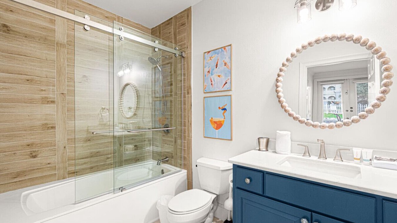 Photo of Bathroom in Crystal Beach