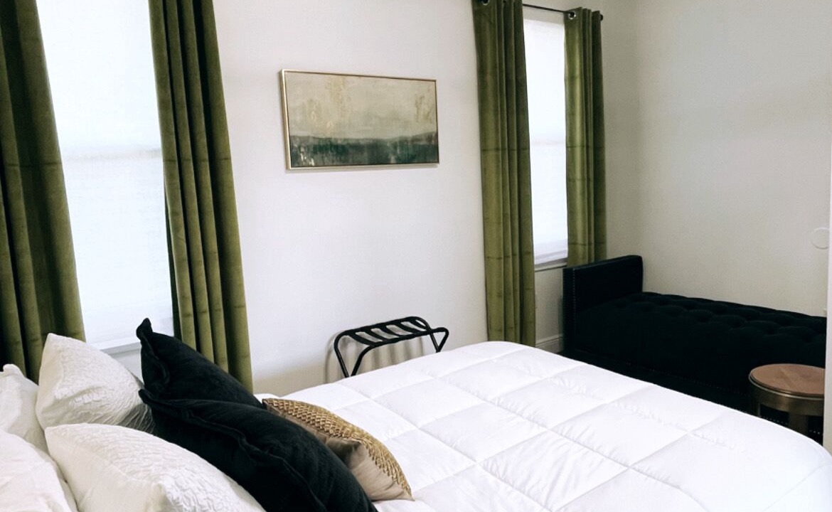 Photo of Bedroom in Tulane - Gravier