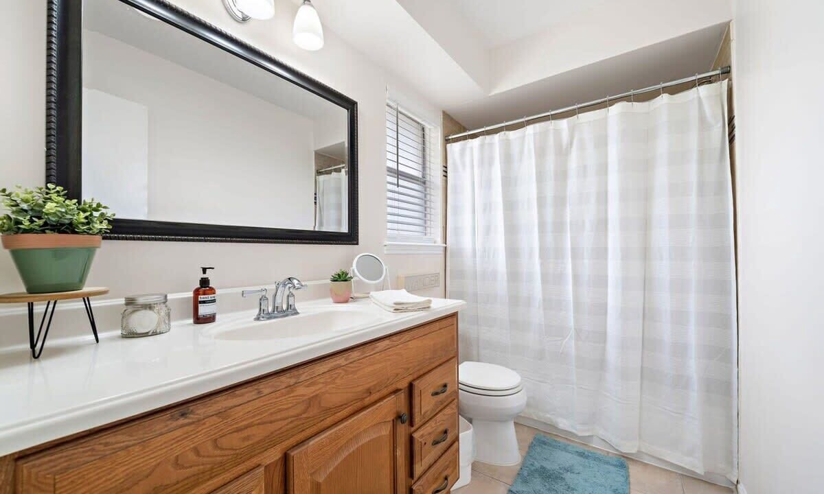 Photo of Bathroom in Pasadena