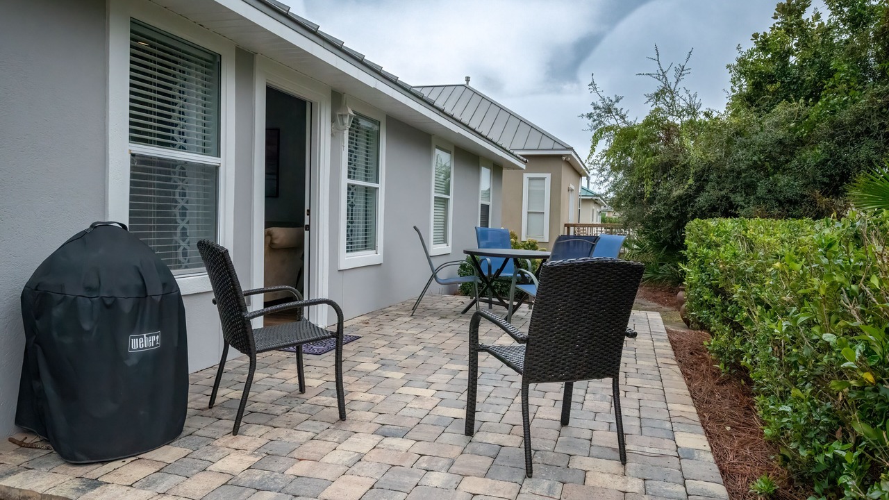 Photo of Others in Avalon Beach Estates
