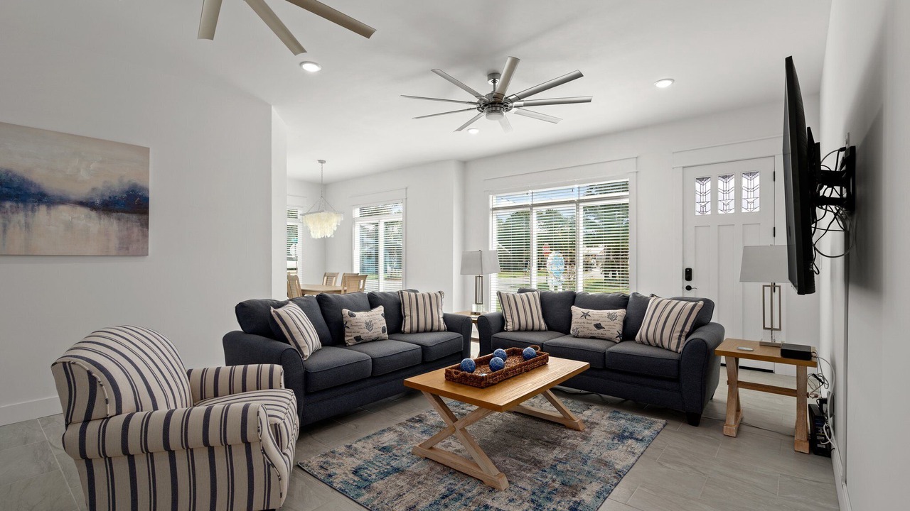 Photo of Livingroom in Laguna Beach Estates