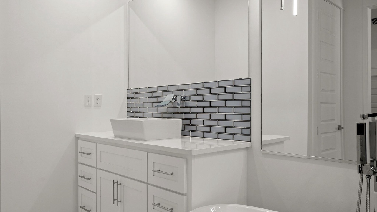 Photo of Bathroom in Laguna Beach Estates