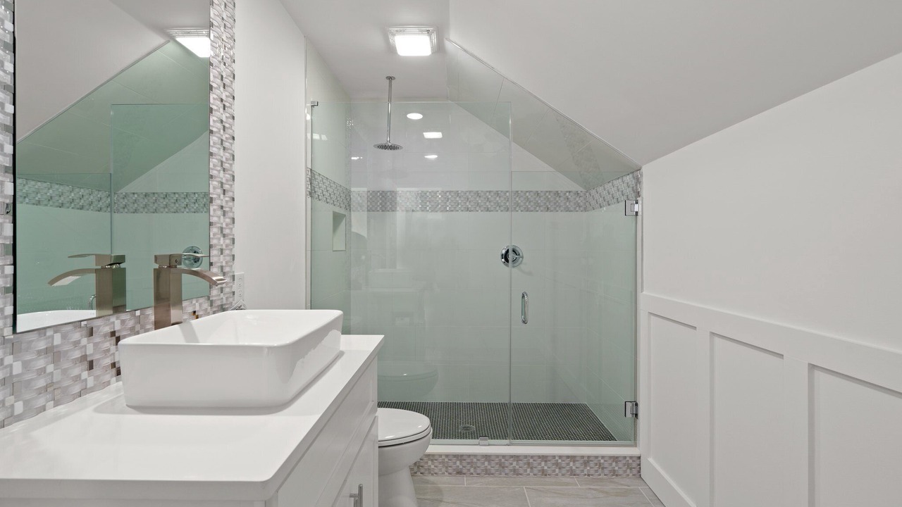 Photo of Bathroom in Laguna Beach Estates