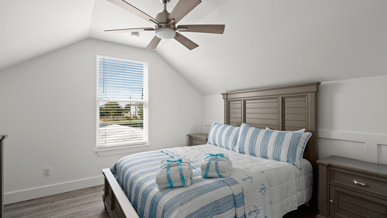 Photo of Bedroom in Laguna Beach Estates