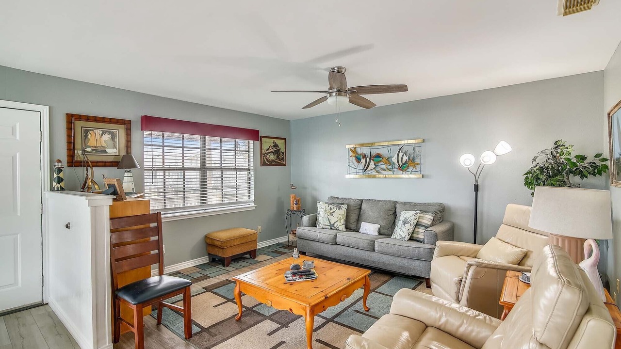Photo of Bedroom in Jamaica Beach
