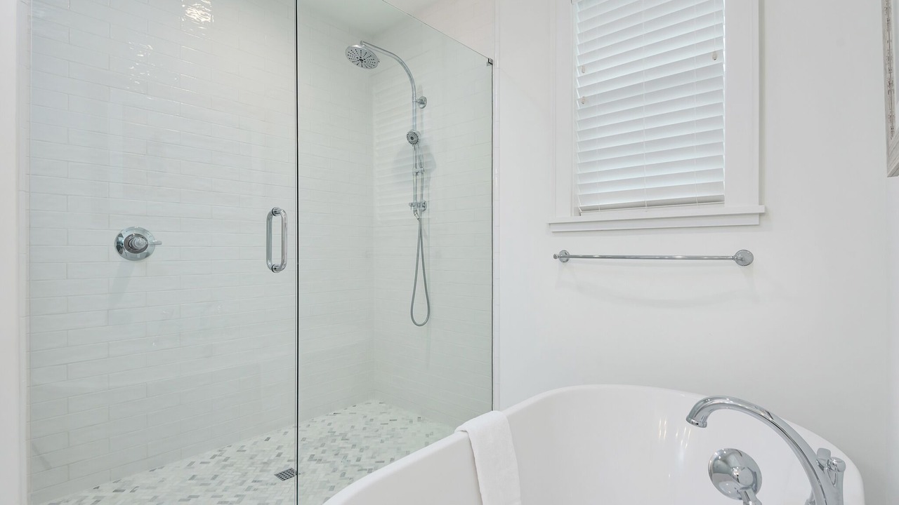 Photo of Bathroom in Lakeside at Blue Mountain Beach