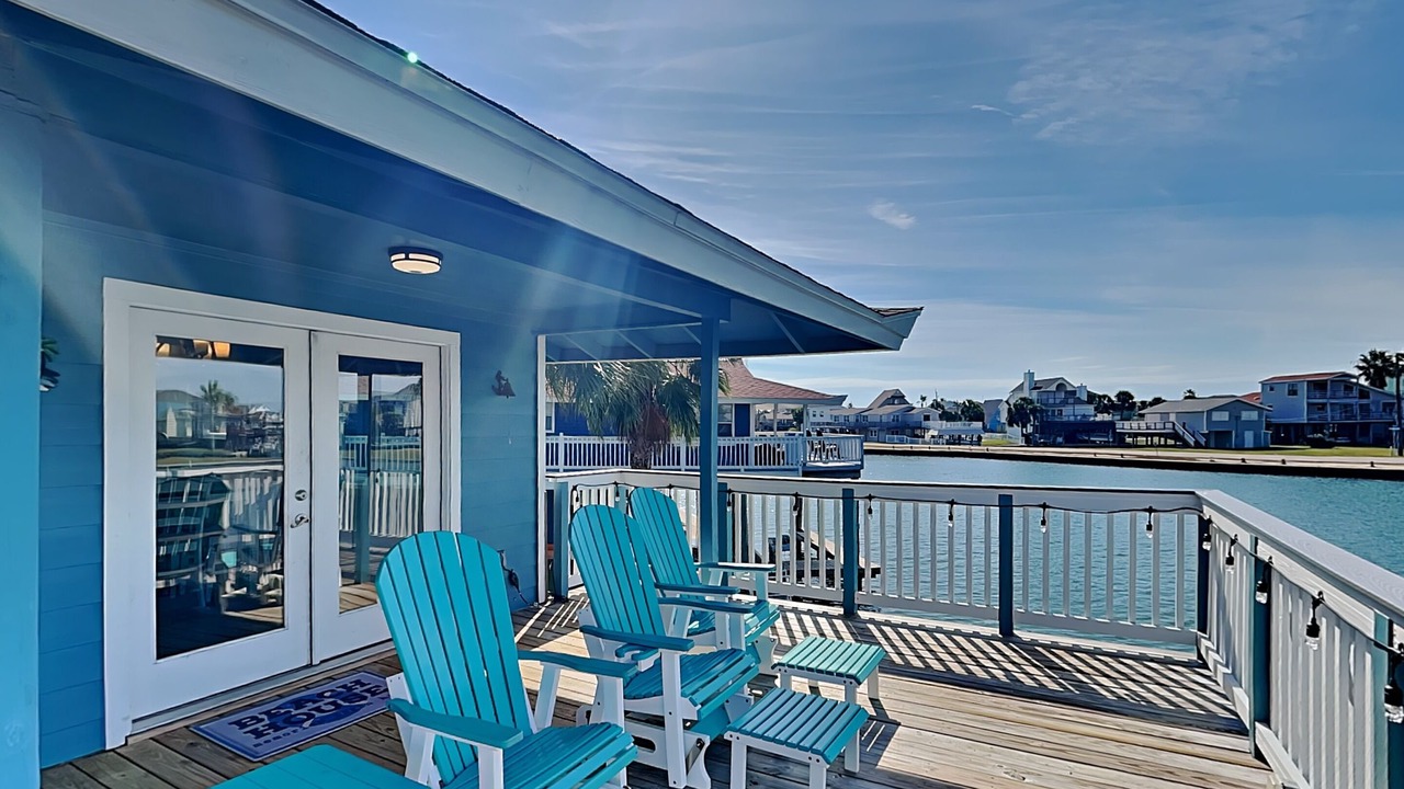 Photo of Patio Balcony in Jamaica Beach